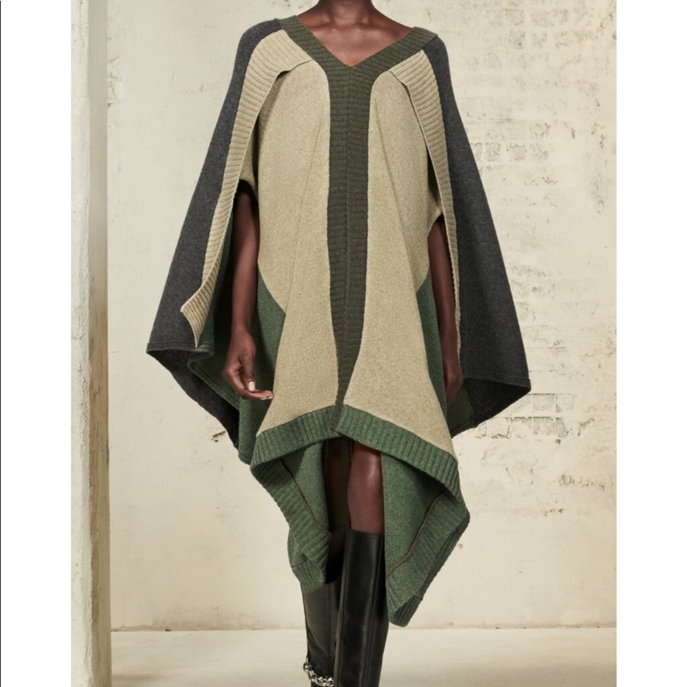 ZARA- V-neck Poncho *New